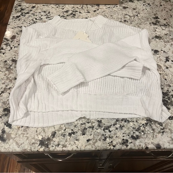 Vince Sweater Front Seam Open Knit Poncho Style Sweater NWT NEW XS - Picture 10 of 10